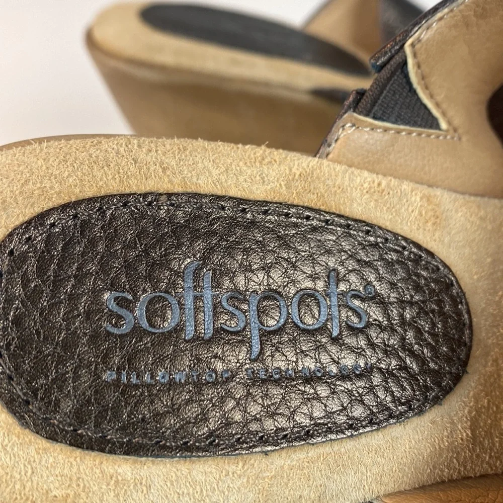 Softspots Bronze Leather Wedge Sandals Size 7.5 W
